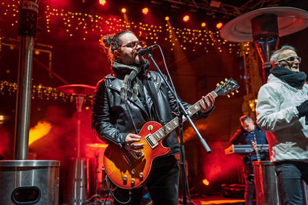 Prednovoletni koncert Mambo Kings (7)